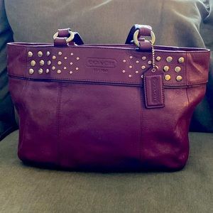 Genuine Coach hobo studded handbag F15235